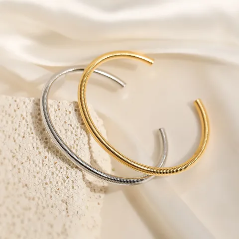 Hoola Hoop Bangle