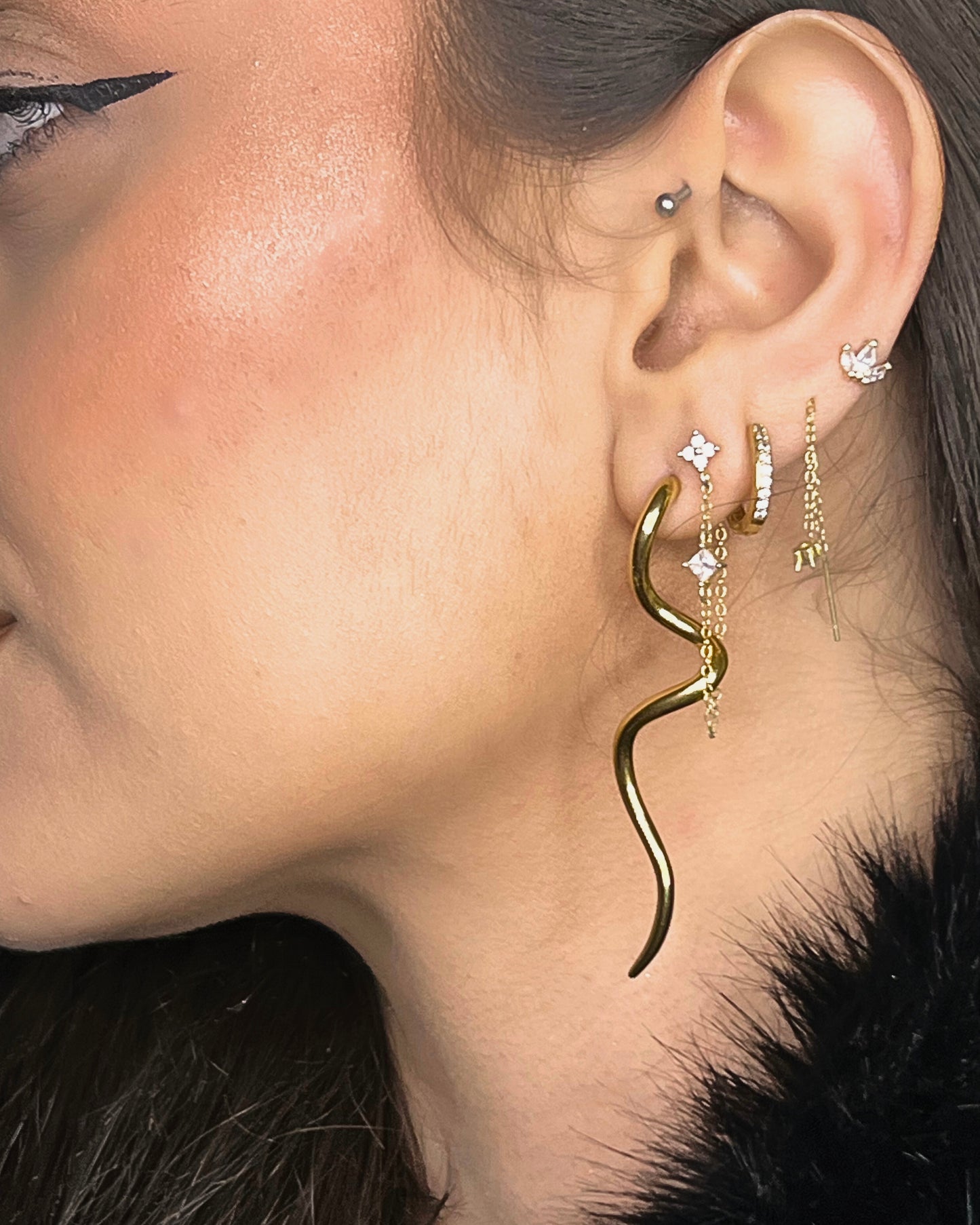Curl earrings
